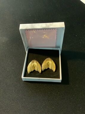 Gold Leaf-Shaped Statement Earrings - Women Jewelry